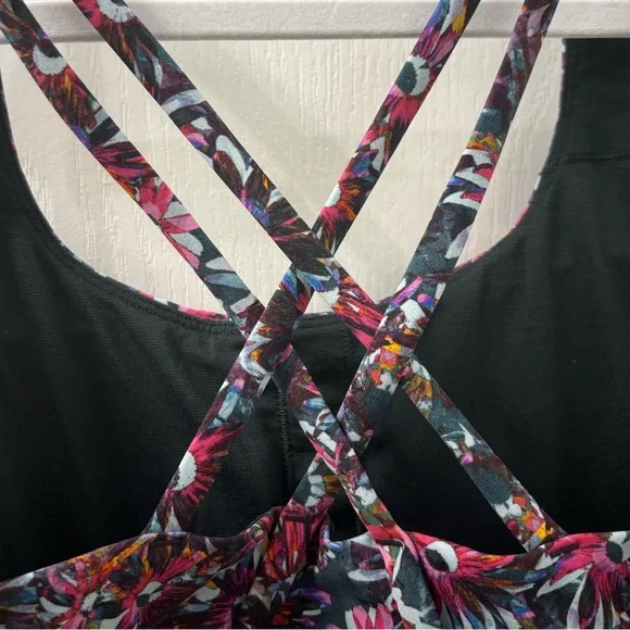 Lululemon Base Pace HR High Rise Tight 25” and Sports Bra Floral -  Size 6 - Picture 6 of 12